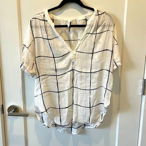 Gentle Fawn short sleeve blouse